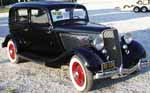 33 Ford ForDor Sedan