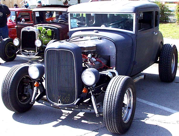 29 Ford Model A Hiboy Chopped Coupe