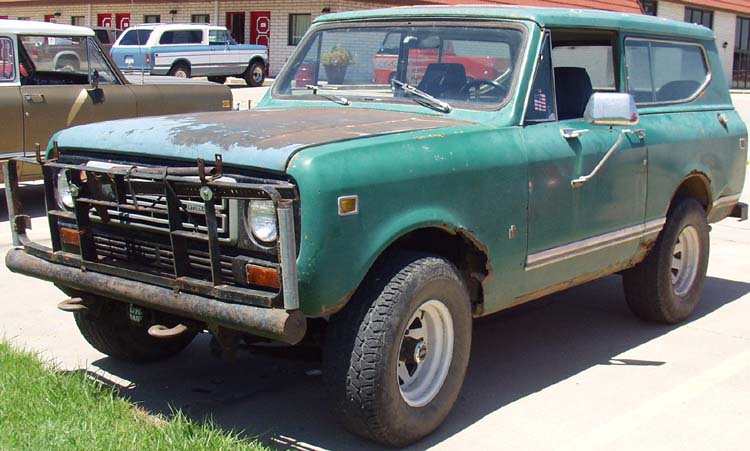 77 IHC Scout II Compact Sport Wagon 4x4