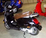 06 Vespa GT Scooter