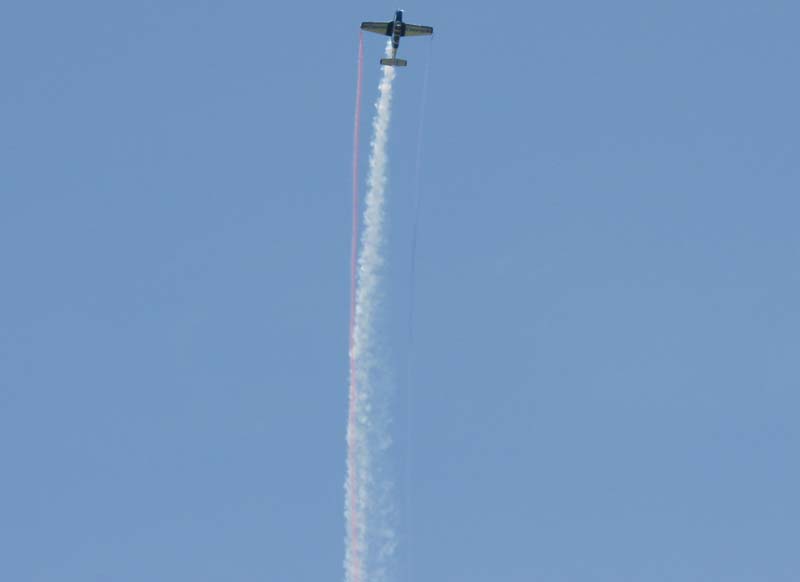 Beechcraft A45 Mentor Aerobatics Show