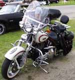 Harley Superglide Dresser